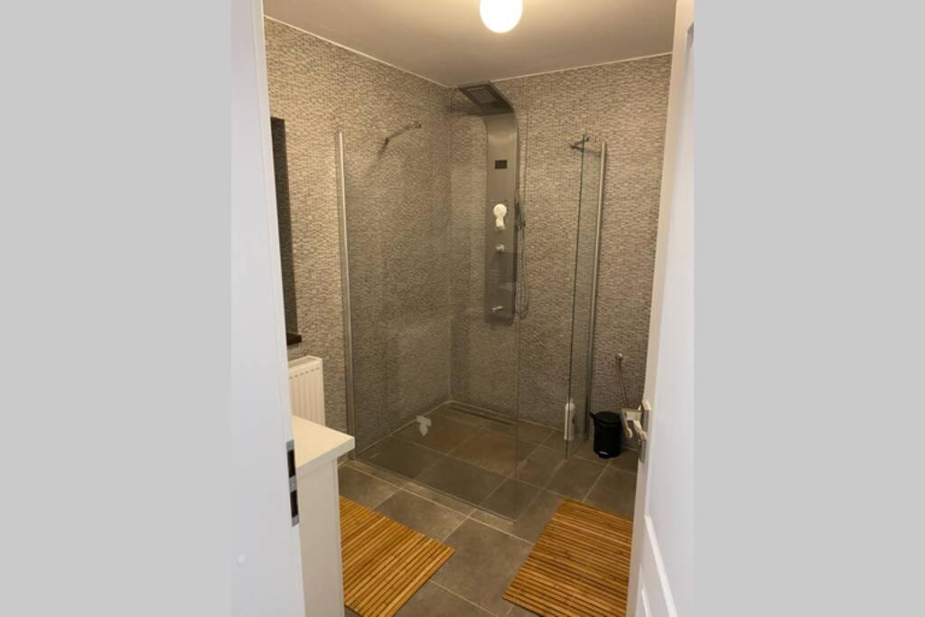 Casa Skadi, Zamora,Buşteni Buitenkant foto