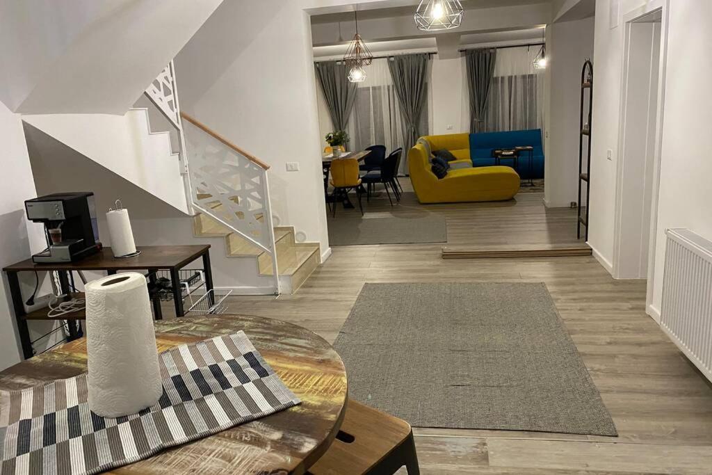 Casa Skadi, Zamora,Buşteni Buitenkant foto