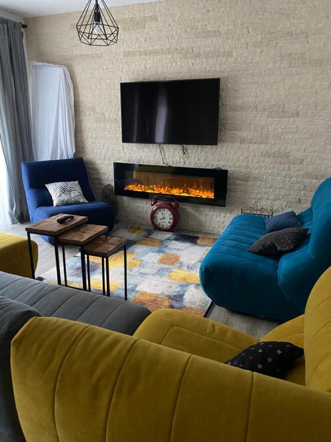 Casa Skadi, Zamora,Buşteni Buitenkant foto